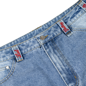 TOPSHOW Short en jean personnalisé à broderie lourde, motif Sept Pêchés capitaux Jardin d'Eden Serpent, délavé clair, pour homme, vente en gros - Product Image 3