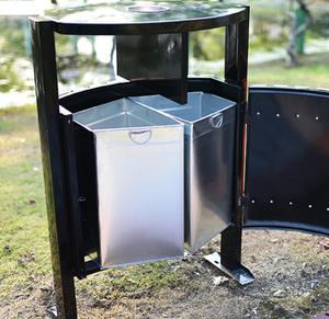 Deux produits de gestion des déchets à usage extérieur séparé pour les parcs Sacs compostables Poubelle et poubelle - Product Image 3