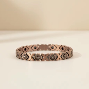 Pure <b>Copper</b> <b>Bracelet</b> Classic Flower Design Magnetic Chain <b>Bracelet</b> Jewelry for Treatment and Repair Fashionable Style - Product Image 2