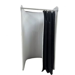 Cabine d'essayage portable en aluminium de style moderne avec rideau pliable, ignifuge et personnalisable pour les présentoirs de vente au détail - Product Image 1