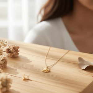 Collar con Colgante de Piscis de 1.5 cm, Cadena de Acero Inoxidable Chapada en Oro, Joyería Clásica para Mujer, Regalo para Uso Diario - Product Image 2