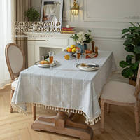 Nouvelle nappe transfrontalière à pompons, motif rayé, mélange polyester-coton, anti-poussière, style minimaliste, blanche