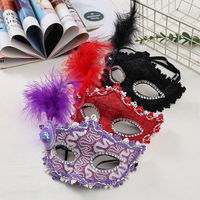 Masque de mascarade vénitien tendance en dentelle et plumes, demi-masque pour les yeux, masque de costume pour fête, carnaval, bal, Halloween