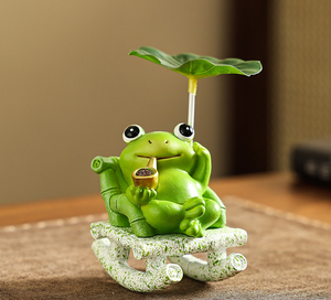 Ornement de chaise à bascule en forme de grenouille charmant et relaxant, une jolie décoration de bureau, un cadeau apaisant pour soulager le stress - Product Image 1