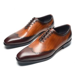 Chaussures en cuir décontractées imperméables pour hommes de grande taille, style britannique – Confortables, à bout carré, idéales pour le bureau et les occasions professionnelles - Product Image 1