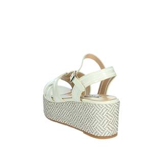 Sandali con zeppa da donna Keys K-11081 bianchi con plateau e cinturini, scarpe estive - Product Image 2