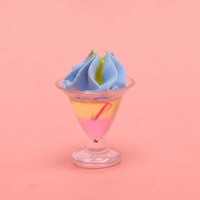 Modèle miniature de crème glacée à l'échelle 1:12 pour maison de poupée, accessoires de jeu alimentaire miniature, ornement de poche DIY