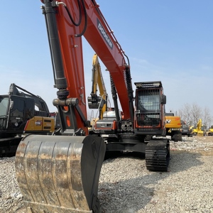 Escavadeiras Usadas Doosan DX225LCA Originais Coreanas para Construção: Chassi Reforçado, Altamente Eficiente e Durável - Product Image 3