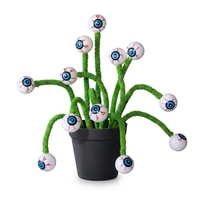 Décoration suspendue fantaisie pour fête d'Halloween, en forme de globe oculaire vert en peluche, avec branche en fil de fer