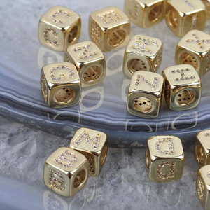 Zakol — <span class=keywords><strong>perles</strong></span> d'alphabet carrées en zircone cubique, pierres de couleur or micro pavée, <span class=keywords><strong>perles</strong></span> en forme de <span class=keywords><strong>lettres</strong></span>, pour la fabrication de bijoux, (MPB105) - Product Image 3