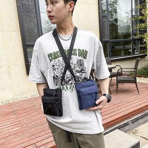 Bolso cruzado deportivo para hombre con correa para el cuello y logotipo, multifuncional, resistente al desgaste, de nailon, ultraligero, para teléfono - Product Image 1