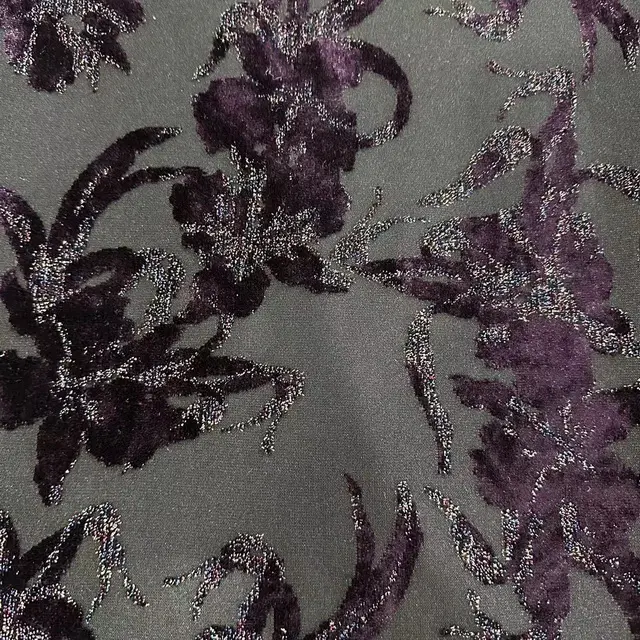 Colorful silk jacquard dyed fabric without flannel