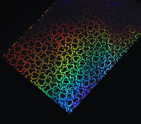 Film de plastification holographique brillant à froid auto-adhésif pour l'emballage de fleurs et les loisirs créatifs