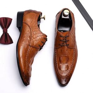 Mocassins à pampilles pour homme, en cuir véritable, à enfiler, pour occasions formelles et professionnelles - Product Image 6