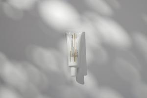 Sérum Visage Coréen Original GALACTOMYCES EXOSOmethod Ampoule Solaire SPF50 Anti-Âge Éclaircissant Vitamine C Fermentée pour une Application Douce - Product Image 4