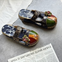 Sandales d'été en cuir de vachette de haute qualité pour femmes, mules à fleurs de style ethnique à semelle épaisse, chaussures décontractées de luxe à enfiler, logo personnalisé