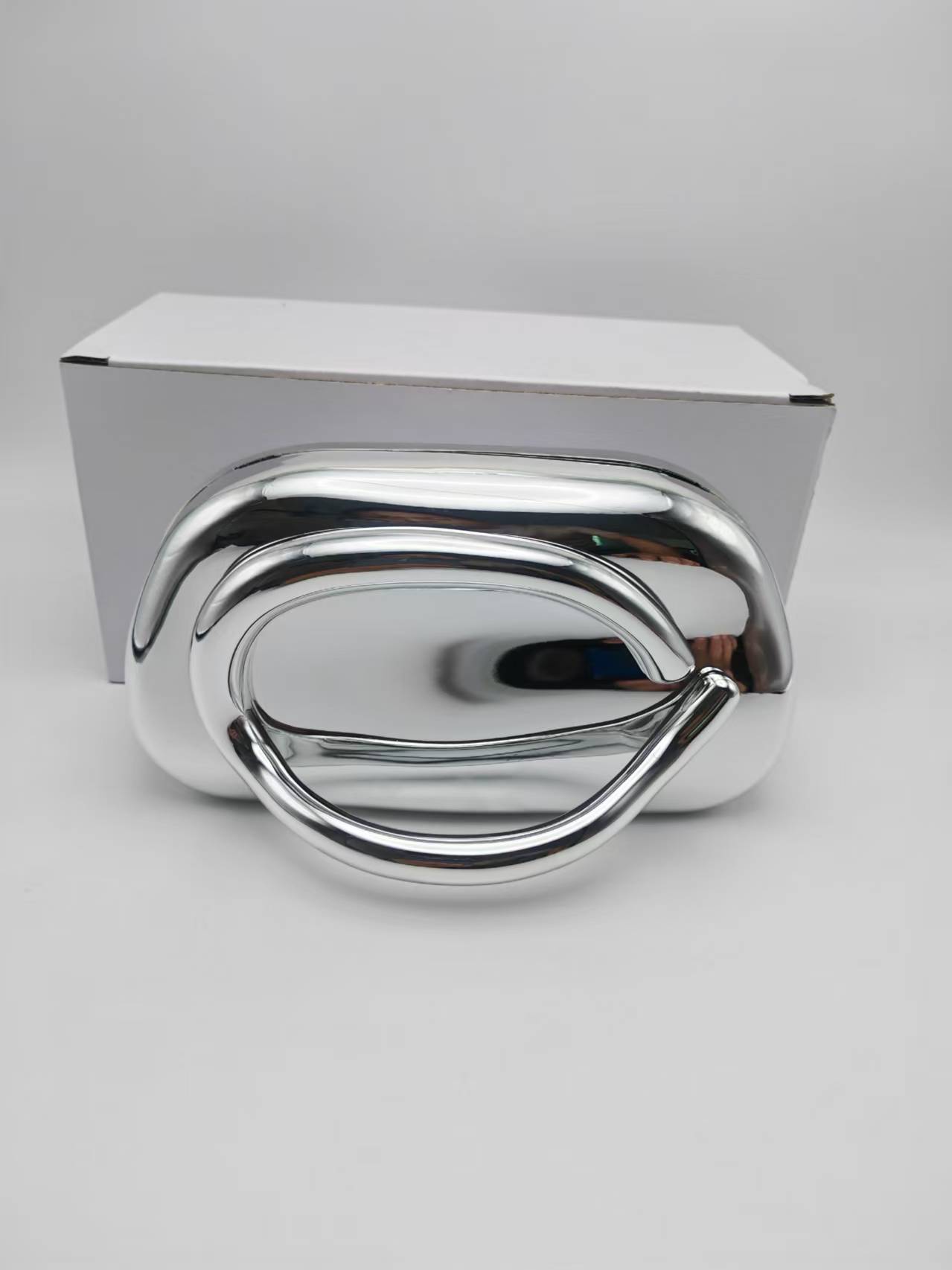 Electroplating silver