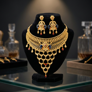 Collier ras-de-cou floral plaqué or 22 carats, bijoux de mariée indiens traditionnels en forme de fleur pour mariage et fête - Product Image 2
