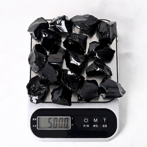 Vente en gros de pierres brutes d'obsidienne noire, pierres semi-précieuses pour la décoration - Product Image 4