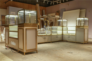 Đồ trang sức cửa hàng bán lẻ mạ vàng thép không gỉ trang trí bằng gỗ hiển thị đứng cho thiết kế nội thất kệ trưng bày - Product Image 3