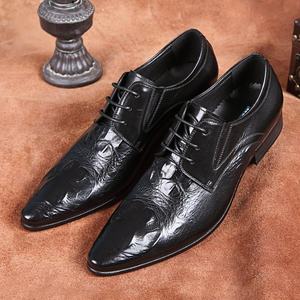 Éxito de Ventas 2025: Zapatos de Vestir de Cuero Inglés con Punta en Pico, Estilo Ejecutivo para Hombre, Hechos a Mano, para Uso Formal y Casual - Product Image 5