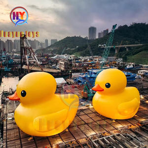 Canard gonflable géant en PVC de 10 m de hauteur, design jaune personnalisé pour utilisation en eau en extérieur - Product Image 3