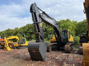 Excavadora EC360BL de Segunda Mano en Buen Estado, Válvulas Hidráulicas Kawasaki, Peso Operativo de 38 Toneladas, Capacidad de Cucharón de 3m - Product Image 3