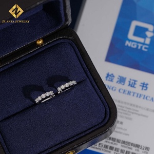 ต่างหูเพชรทรงกลมแบบหรูหราสง่างาม ได้รับใบรับรอง NGTC ผลิตจากเพชรเลี้ยงในห้องปฏิบัติการ ชุบเงินแท้ S925 สำหรับผู้หญิง - Product Image 6
