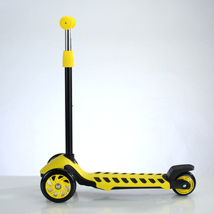 Three Wheeler Kids Scooter With <b>Lights</b> Height Adjustable For 12 Months Plus <b>Push</b> Operated Yellow And Black Design - Product Image 5