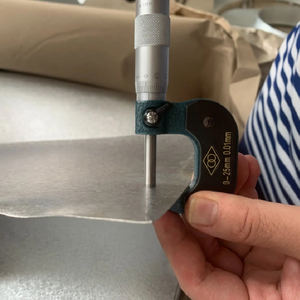 Chine Galvanisé <span class=keywords><strong>Pas</strong></span> <span class=keywords><strong>Cher</strong></span> Gi 20 Ft Les fabricants de toitures en métal ondulé Personnaliser la <span class=keywords><strong>tôle</strong></span> <span class=keywords><strong>ondulée</strong></span> <span class=keywords><strong>galvanisée</strong></span> - Product Image 4