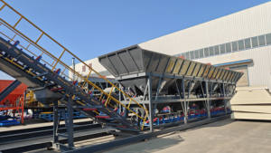 Planta Mezcladora de Concreto de 90m3/h, Tipo Móvil, Dosificador de Agregados, Silo de Cemento, Equipo de Línea de Producción de Concreto Premezclado, Bomba de Motor - Product Image 4