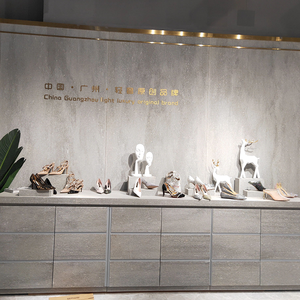 שידור ישיר מותאם אישית תצוגה מתלה מסך חנות נעליים תצוגה דוכן יופי סלון קוסמטיקה ארון בגדים - Product Image 1