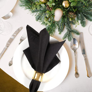 Serviettes en tissu de lin beige élégantes faites à la main décor de table réutilisable pour les dîners à la maison et les mariages/événements - Product Image 5