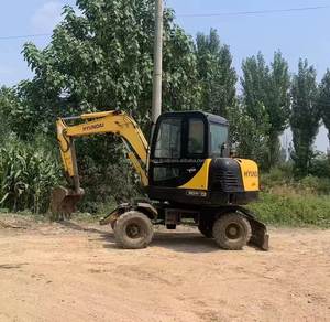Excavadora hidráulica Hyundai I de segunda mano, excavadora embolsadora de 6 toneladas para construcción pequeña y máquina de excavación de paisaje, con ruedas de 2 o 3 pulgadas - Product Image 6