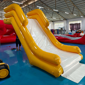 Nhà Máy Bán Buôn Giá Siêu Sang Trọng Dài Nổi Du Thuyền Thuyền Trượt Nước <span class=keywords><strong>Inflatable</strong></span> Tùy Chỉnh Nước Nổi Tự Do Trượt Nước - Product Image 1