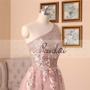 Ruolai PEV-L3055 neue A-Linie rosa Abendkleid Schlitz Seite mit Pailletten Blume <span class=keywords><strong>Prom</strong></span> Kleid - Product Image 4