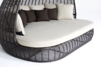 Offre Spéciale lit d'extérieur en rotin de jour pour salon d'extérieur coussins de canapé Patio Garden Rattan Cocoon Lounge Bed