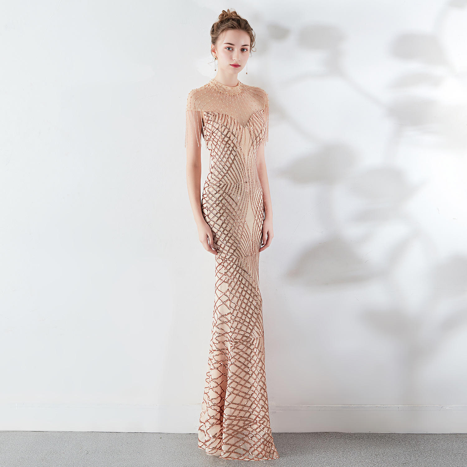 สีทองแชมเปญ