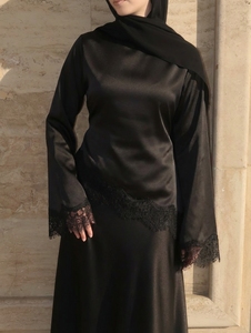Abaya Islamica Modesta Mexizo 2026 per Donne, Abbigliamento Musulmano in Raso con Bordo in Pizzo Asimmetrico, Stile Dubai, Top Corto - Product Image 5