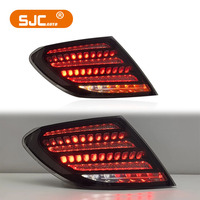 Feux arrière automatiques SJC pour Mercedes Benz classe C W204 feu arrière 2007 - 2014 ensemble de lampe de frein arrière LED pour Benz Plug and Play
