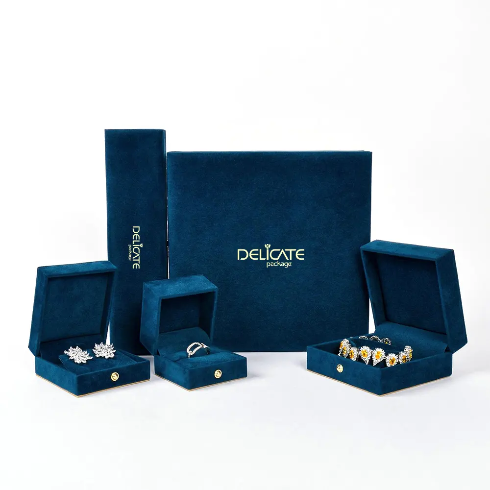 Vendita calda portagioie Logo personalizzato Deep Blue Velvet Jewelry Box Luxury Earring bracciale collana anello imballaggio portagioie