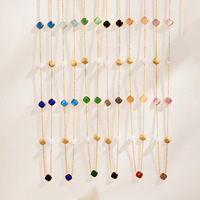 Ensemble de bijoux en acier inoxydable plaqué or 18 carats avec collier à chaîne en perles de résine, pendentif, bague, bracelet - Bijoux tendance unisexe