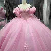 Robe de soirée de mariage en dentelle lourde rose, bretelles spaghetti, robe de bal, décolleté en cœur, traîne de chapelle, robe de soirée de Quinceañera