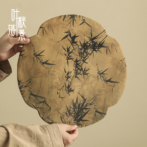 Tapis à thé en coton et lin d'inspiration zen chinoise avec motif prune et bambou pour théière, tasse et usage domestique - Product Image 2