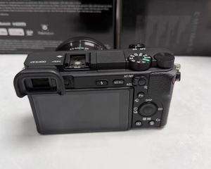 Appareil photo hybride Sony A6400 d'occasion, kit 24,2 MP APS-C avec objectif zoom motorisé 16-50 mm, prêt à être expédié - Product Image 3