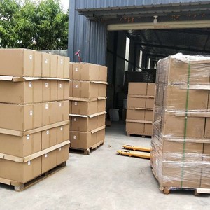 Biểu Tượng Tùy Chỉnh Nhỏ Rõ Ràng Giá Rẻ Thủy Tinh 3Ml 50Ml 10Ml 15Ml 30Ml <span class=keywords><strong>Mini</strong></span> Chai Với Nắp Tre Lọ Thủy Tinh Rỗng Lưu Trữ Jar - Product Image 6