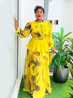 Robe longue vintage en mousseline Kingrino avec ourlet à volants gaufrés, ceintures et appliqués – Tenue décontractée d'été
