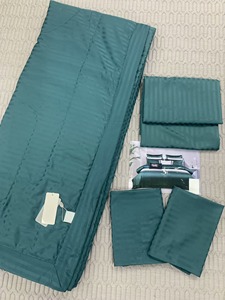 Bán Buôn Tất Cả Các Mùa Sang Trọng <span class=keywords><strong>Comforter</strong></span> Set 4Pcs Tùy Chỉnh 200TC Sọc Bộ Đồ Giường Ấm Thoáng Khí Mềm Mại Chăn Cho Làm Mát Không Khí - Product Image 6