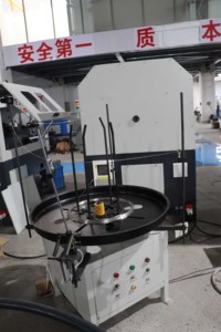 Máquina automática CNC sin cámaras <span class=keywords><strong>para</strong></span> doblar <span class=keywords><strong>alambre</strong></span> <span class=keywords><strong>de</strong></span> hasta 2.8mm <span class=keywords><strong>de</strong></span> diámetro, <span class=keywords><strong>para</strong></span> enganches <span class=keywords><strong>de</strong></span> <span class=keywords><strong>pesca</strong></span> con mosca, eslabones giratorios tipo barril, señuelos, anzuelos <span class=keywords><strong>de</strong></span> cebo rápido y sin anzuelo. - Product Image 5
