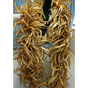 Boa <span class=keywords><strong>de</strong></span> Plumas <span class=keywords><strong>de</strong></span> Gallo Teñidas <span class=keywords><strong>de</strong></span> 2 Metros <span class=keywords><strong>de</strong></span> Largo para Decoración <span class=keywords><strong>de</strong></span> Cócteles, Carnavales, Bodas y Accesorios <span class=keywords><strong>de</strong></span> Costura - Product Image 1